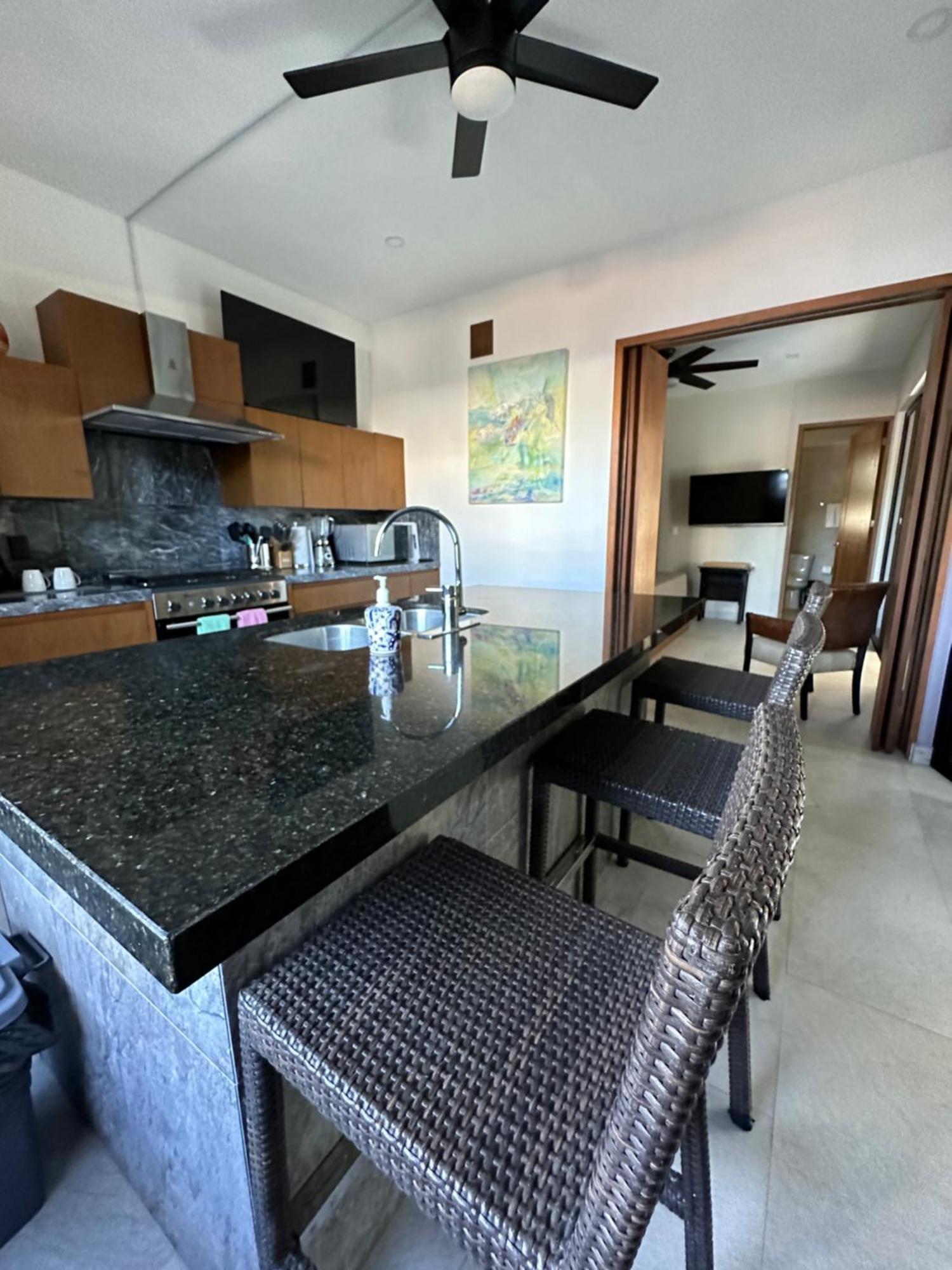 Oasis Urban Retreat Apartamento Cancún Exterior foto